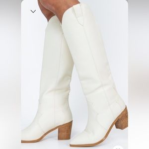 Billini novena off white cowboy boots size 7